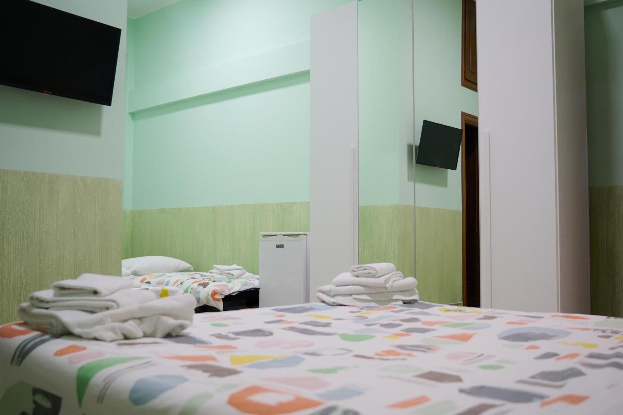 On The Rainbow B&B ローマ エクステリア 写真